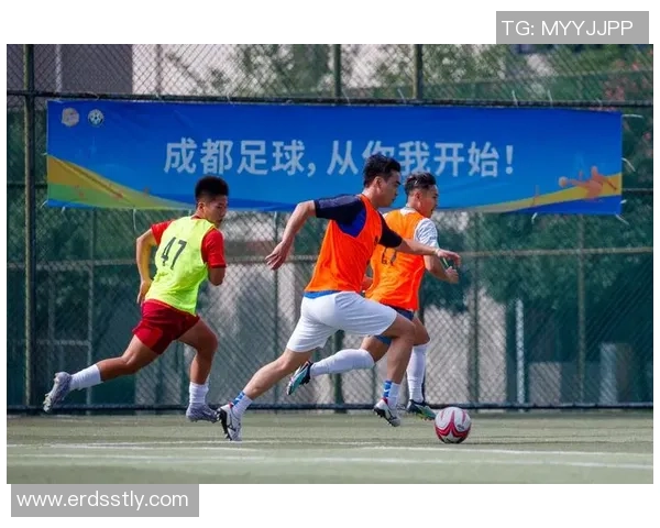 成都足球队实力分析与未来发展展望探讨