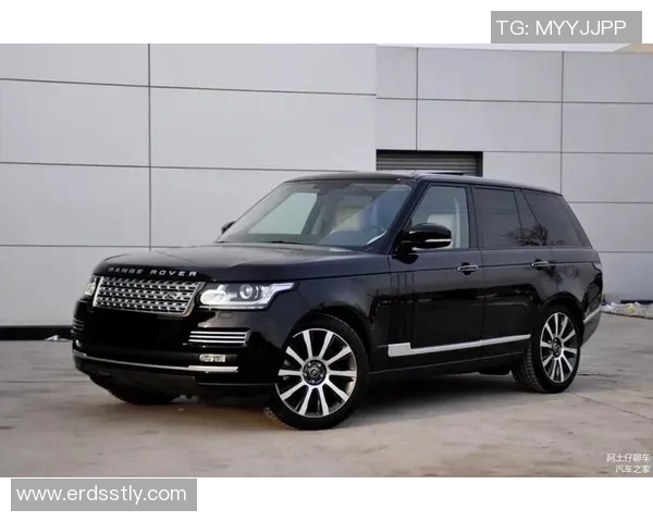 揭秘哪位足球明星驾驶路虎展现豪华与实力的完美结合