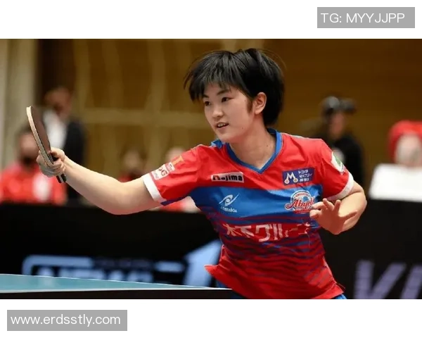 李秀英谈乒乓球生涯:从青涩少女到世界冠军的奋斗历程 李秀英谈乒乓球生涯:从青涩少女到世界冠军的奋斗历程